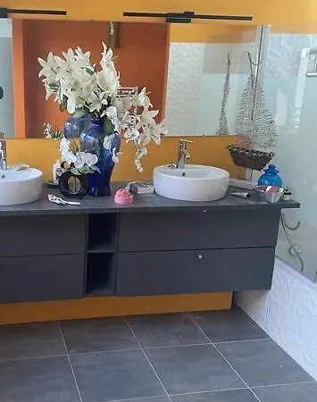 Otel Marina *