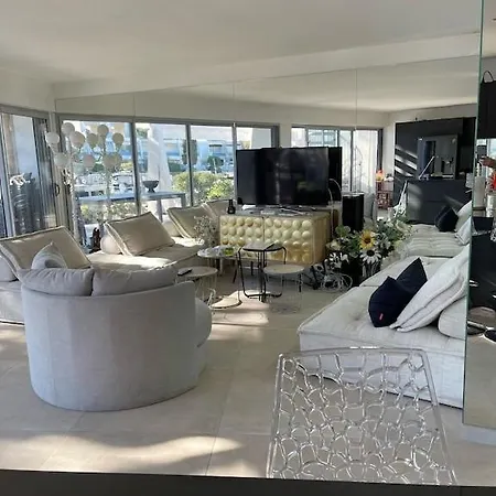 Marina Otel